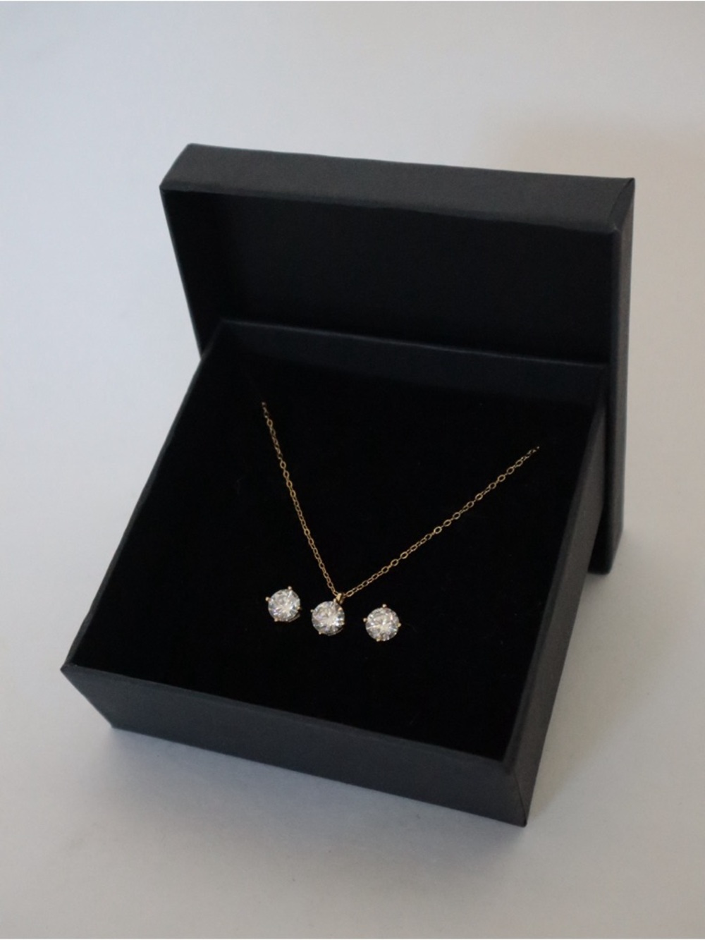 Sparkling Moissanite s925 sterling silver necklace and earring set
